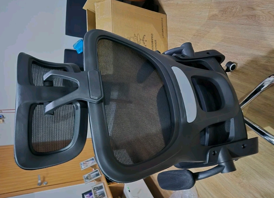 Foto de compra da Cadeira Presidente Ergonômica ArcoDesk